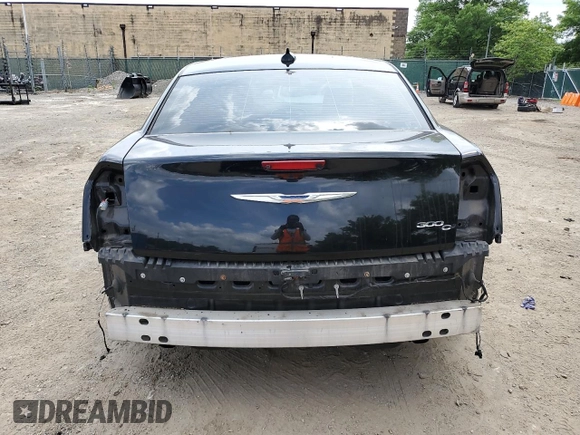 2016 Chrysler 300 C z VIN 2C3CCAEG7GH343186, wystawiony jako Copart lot #60067725 z przebiegiem 107 770 mil mil oraz Szkoda całkowita • Salvage title. Historia ofert i sprzedaży dostępna na DreamBid. Obrazek 6.