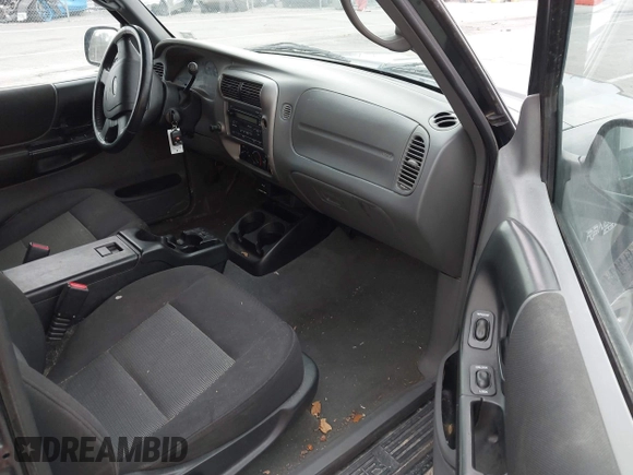 2004 Ford Ranger XLT Appearance with VIN 1FTYR44E64PA11961, listed as a IAAI auction lot 41931669 with 205,585 mi miles. Bid and sale history available at carsss.com. Image 5.