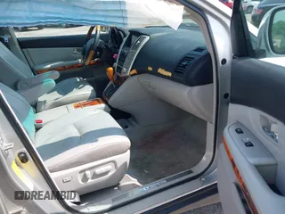 2007 Lexus RX 350 z VIN 2T2GK31U07C016500, wystawiony jako IAAI lot #42416638 z przebiegiem 322 703 mil mil oraz . Historia ofert i sprzedaży dostępna na DreamBid. Obrazek 5.