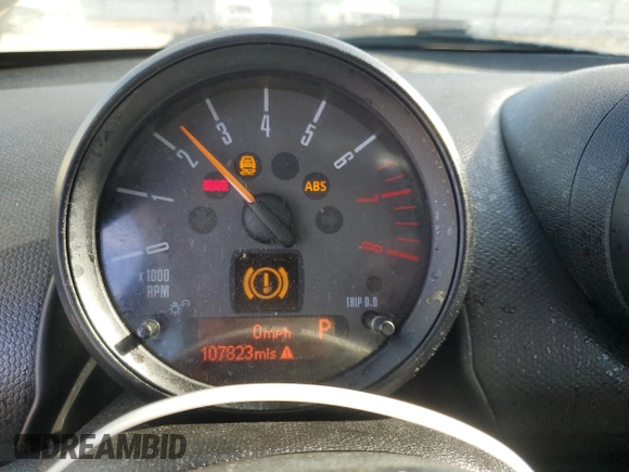 2016 MINI Countryman with VIN WMWZB3C50GWR49868, listed as a Copart auction lot 45771525 with 107,823 mi miles and Salvage title. Bid and sale history available at DreamBid. Image 9.