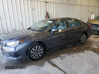 2018 Subaru Legacy Premium z VIN 4S3BNAC61J3004400, wystawiony jako Copart lot #62475435 z przebiegiem 78 049 mil mil oraz Nie do naprawy • Non repairable. Historia ofert i sprzedaży dostępna na DreamBid. Obrazek 1.