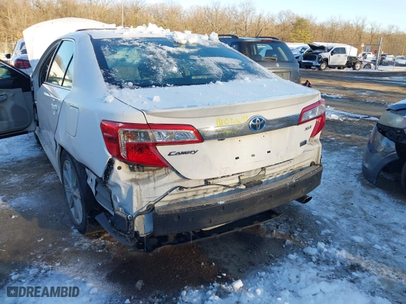 2014 Toyota Camry Hybrid LE with VIN 4T1BD1FK7EU114181, listed as a IAAI auction lot 41294936 with 115,986 mi miles. Bid and sale history available at carsss.com. Image 6.