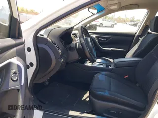 2017 Nissan Altima SR with VIN 1N4AL3AP0HN330976, listed as a IAAI auction lot 42378743 with 36,959 mi miles and . Bid and sale history available at DreamBid. Image 5.