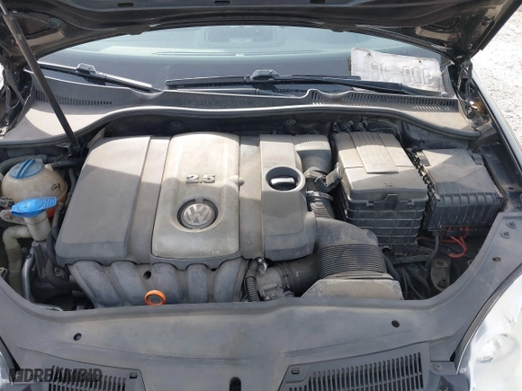 2008 Volkswagen Rabbit S with VIN WVWDB71K18W327925, listed as a IAAI auction lot 42054235 with 111,563 mi miles. Bid and sale history available at carsss.com. Image 10.