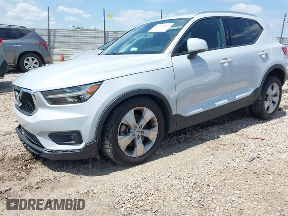 2021 Volvo XC40 Momentum z VIN YV4AC2HK4M2486512, wystawiony jako IAAI lot #42252265 z przebiegiem 56 397 mil mil oraz . Historia ofert i sprzedaży dostępna na DreamBid. Obrazek 17.