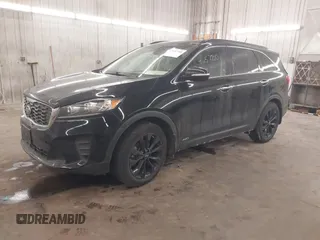 2019 Kia Sorento LX z VIN 5XYPGDA56KG591184, wystawiony jako IAAI lot #41657700 z przebiegiem 82 726 mil mil oraz . Historia ofert i sprzedaży dostępna na DreamBid. Obrazek 2.
