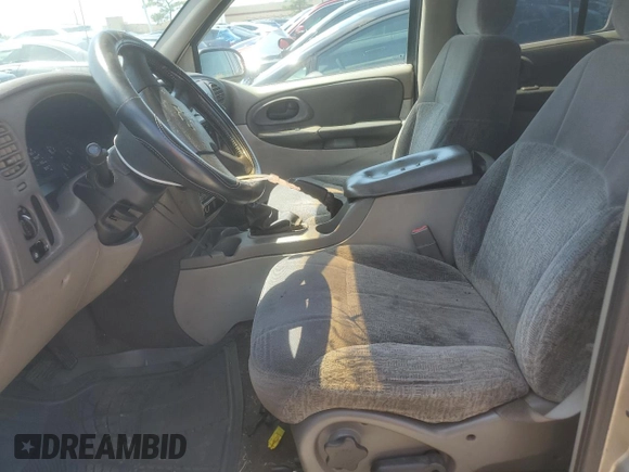 2003 Chevrolet TrailBlazer LT with VIN 1GNDS13S332296369, listed as a Copart auction lot 63309934 with 279,045 mi miles and Clean Title. Bid and sale history available at DreamBid. Image 7.
