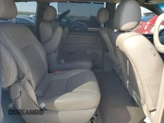 2005 Toyota Sienna XLE with VIN 5TDZA22C35S310882, listed as a Copart auction lot 49956055 with 270,896 mi miles and Salvage Title. Bid and sale history available at DreamBid. Image 11.