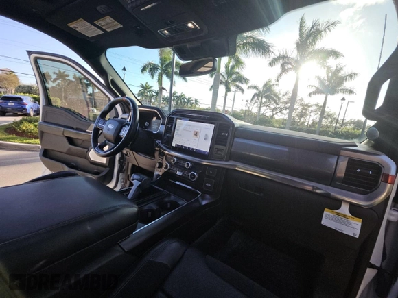 2022 Ford F-150 Raptor with VIN 1FTFW1RGBNF89257, listed as a Copart auction lot 45428685 with 31,649 mi miles and Clean Title. Bid and sale history available at carsss.com. Image 7.