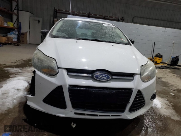 2014 Ford Focus SE with VIN 1FADP3K24EL125303, listed as a Copart auction lot 43498485 with 107,665 mi miles and Non Repairable. Bid and sale history available at carsss.com. Image 5.