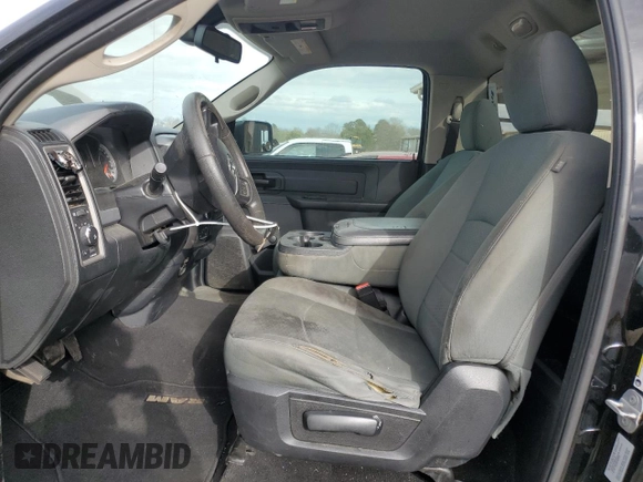 2015 Ram 1500 Tradesman z VIN 3C6JR7AT9FG581134, wystawiony jako Copart lot #49156425 z przebiegiem 182 504 mil mil oraz Szkoda całkowita • Salvage title. Historia ofert i sprzedaży dostępna na DreamBid. Obrazek 7.