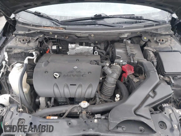 2014 Mitsubishi Lancer ES z VIN JA32U2FU7EU002071, wystawiony jako IAAI lot #42317104 z przebiegiem 159 858 mil mil oraz . Historia ofert i sprzedaży dostępna na DreamBid. Obrazek 10.