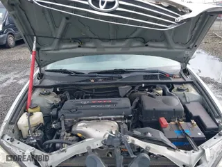 2006 Toyota Camry STD with VIN 4T1BE32K86U157718, listed as a IAAI auction lot 41805465 with 327,299 mi miles. Bid and sale history available at carsss.com. Image 10.