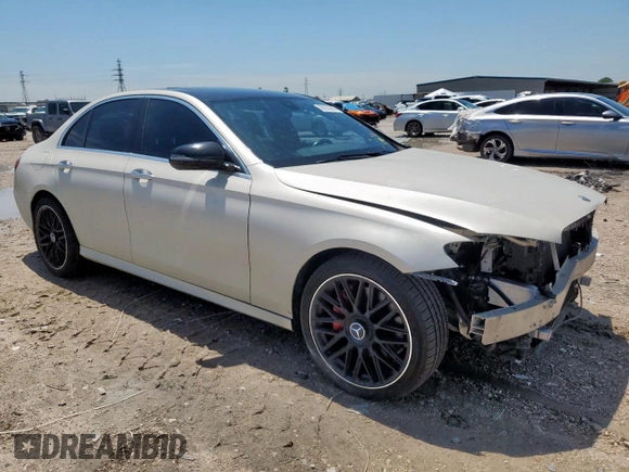 2017 Mercedes-Benz E 300 Luxury with VIN WDDZF4KB3HA174183, listed as a Copart auction lot 58222665 with 50,761 mi miles and Salvage title. Bid and sale history available at DreamBid. Image 4.