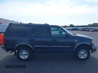 1999 Ford Expedition XLT with VIN 1FMPU18L4XLB75749, listed as a IAAI auction lot 42497268 with 253,765 mi miles and . Bid and sale history available at DreamBid. Image 13.