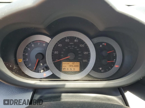 2006 Toyota RAV4 Sport with VIN JTMZD32V666004033, listed as a Copart auction lot 63050885 with 195,386 mi miles and Clean title. Bid and sale history available at DreamBid. Image 9.