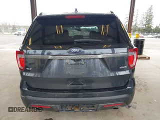 2017 Ford Explorer XLT z VIN 1FM5K8D85HGD91711, wystawiony jako IAAI lot #41848391 z przebiegiem 106 577 mil mil oraz . Historia ofert i sprzedaży dostępna na DreamBid. Obrazek 16.