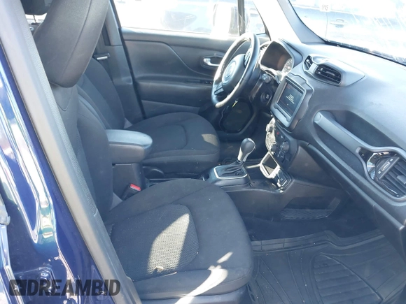 2020 Jeep Renegade Latitude with VIN ZACNJABB5LPL87163, listed as a IAAI auction lot 40948221 with 118,125 mi miles and . Bid and sale history available at DreamBid. Image 5.