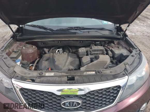 2012 Kia Sorento LX with VIN 5XYKTDA60CG189368, listed as a IAAI auction lot 41492733 with 104,349 mi miles. Bid and sale history available at carsss.com. Image 10.