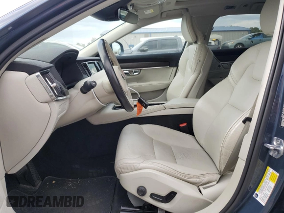 2018 Volvo V90 z VIN YV4102NK4J1035157, wystawiony jako Copart lot #74416004 z przebiegiem 77 333 mil mil oraz Szkoda całkowita • Salvage title. Historia ofert i sprzedaży dostępna na DreamBid. Obrazek 7.