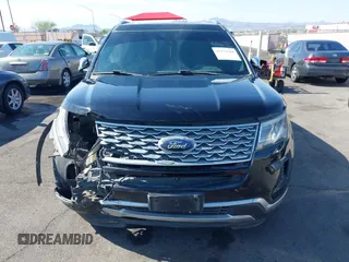 2018 Ford Explorer Platinum z VIN 1FM5K8HT5JGC94254, wystawiony jako IAAI lot #42373704 z przebiegiem 85 644 mil mil oraz . Historia ofert i sprzedaży dostępna na DreamBid. Obrazek 13.