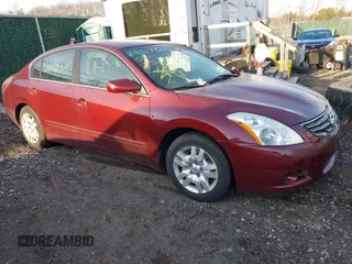 2010 Nissan Altima 2.5 S with VIN 1N4AL2AP5AN443726, listed as a IAAI auction lot 41799250 with 999,999 mi miles. Bid and sale history available at carsss.com. Image 1.