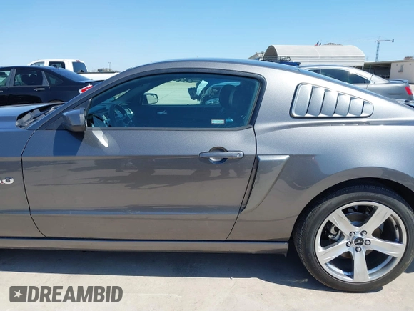 2013 Ford Mustang GT with VIN 1ZVBP8CF2D5274776, listed as a IAAI auction lot 41759198 with 9,634 mi miles. Bid and sale history available at carsss.com. Image 14.