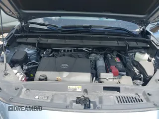 2022 Toyota Highlander Platinum z VIN 5TDFZRBHXNS175366, wystawiony jako IAAI lot #42149787 z przebiegiem 32 235 mil mil oraz . Historia ofert i sprzedaży dostępna na DreamBid. Obrazek 10.
