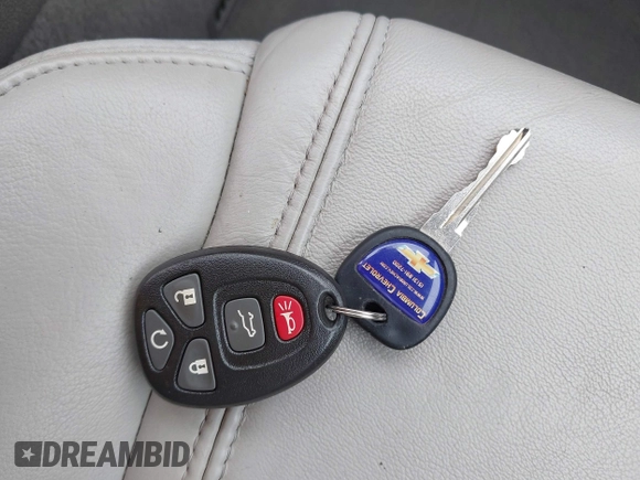 2016 Chevrolet Traverse LT z VIN 1GNKRHKDXGJ115343, wystawiony jako IAAI lot #42246084 z przebiegiem 148 021 mil mil oraz . Historia ofert i sprzedaży dostępna na DreamBid. Obrazek 11.