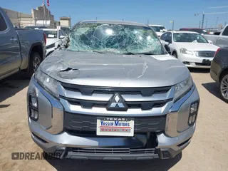 2021 Mitsubishi Outlander SE z VIN JA4APVAU3MU018743, wystawiony jako IAAI lot #42002286 z przebiegiem 97 069 mil mil oraz . Historia ofert i sprzedaży dostępna na DreamBid. Obrazek 12.