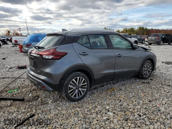 2023 Nissan Kicks SV with VIN 3N1CP5CV0PL549503, listed as a Copart auction lot 75671534 with 11,750 mi miles and Non Repairable. Bid and sale history available at DreamBid. Image 3.