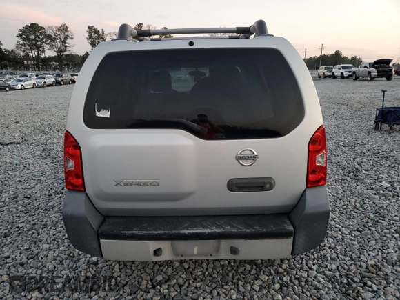 2010 Nissan Xterra S z VIN 5N1AN0NU2AC520875, wystawiony jako Copart lot #47380135 z przebiegiem 180 188 mil mil oraz Szkoda całkowita • Salvage title. Historia ofert i sprzedaży dostępna na DreamBid. Obrazek 6.