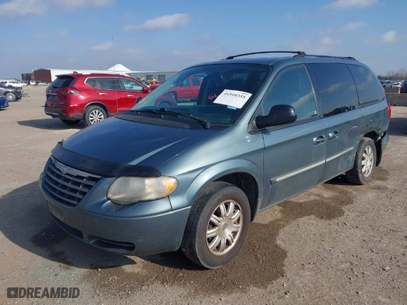 2006 Chrysler Town & Country LWB Touring with VIN 2A4GP54L36R748388, listed as a IAAI auction lot 41510355 with 166,253 mi miles. Bid and sale history available at carsss.com. Image 2.