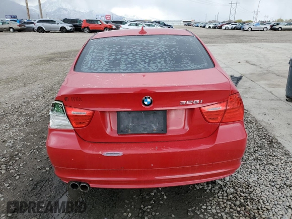 2009 BMW 3 Series 328i z VIN WBAPH77559NM28502, wystawiony jako Copart lot #51793505 z przebiegiem Nie podano mil oraz Szkoda całkowita • Salvage title. Historia ofert i sprzedaży dostępna na DreamBid. Obrazek 6.