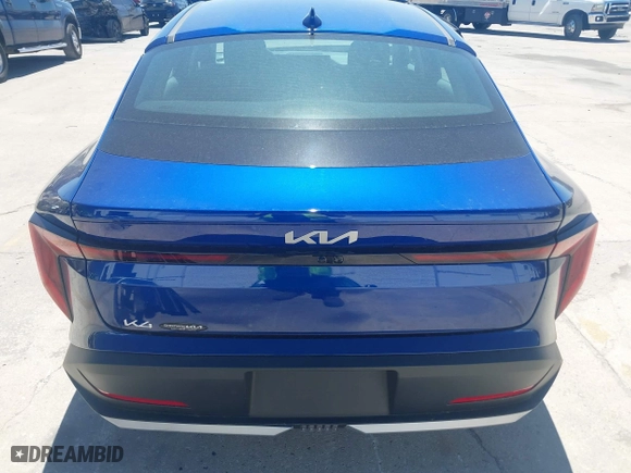 2025 Kia K4 LX with VIN 3KPFT4DE9SE037721, listed as a IAAI auction lot 41815869 with 1,060 mi miles. Bid and sale history available at carsss.com. Image 17.