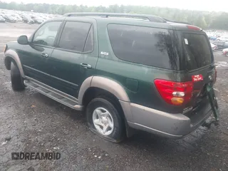 2002 Toyota Sequoia SR5 with VIN 5TDZT34A72S136628, listed as a IAAI auction lot 41978559 with 407,079 mi miles and . Bid and sale history available at DreamBid. Image 3.