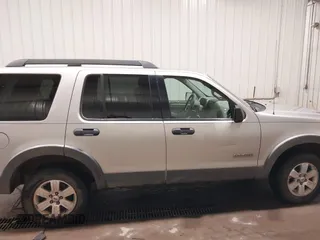 2006 Ford Explorer XLT с VIN 1FMEU73856UB59887, выставлен на аукционе IAAI как лот 41462046 с пробегом Не указан миль и . История ставок и продаж доступна на DreamBid. Изображение 13.