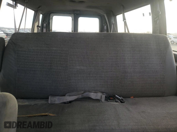 2000 Ford Econoline Passenger XL with VIN 1FBSS31L5YHA09064, listed as a Copart auction lot 84828844 with 257,973 mi miles and Salvage Title. Bid and sale history available at DreamBid. Image 10.