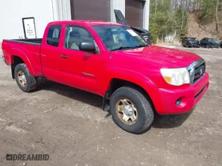 2006 Toyota Tacoma with VIN 5TEUX42N36Z220464, listed as a IAAI auction lot 42010232 with 258,555 mi miles. Bid and sale history available at carsss.com. Image 1.