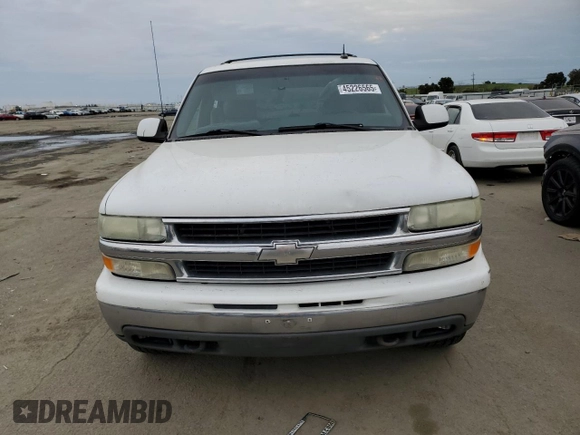 2002 Chevrolet Suburban Z71 with VIN 3GNFK16T12G337293, listed as a Copart auction lot 45226565 with 254,901 mi miles and Salvage Title. Bid and sale history available at carsss.com. Image 5.