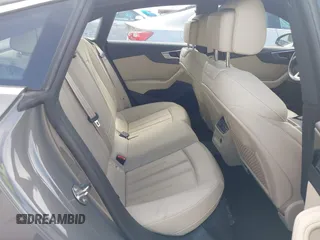 2024 Audi A5 Sportback S line Premium Plus z VIN WAUFACF53RA008450, wystawiony jako IAAI lot #42437573 z przebiegiem 34 302 mil mil oraz . Historia ofert i sprzedaży dostępna na DreamBid. Obrazek 8.