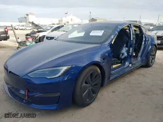 2024 Tesla Model S with VIN 5YJSA1E51RF535580, listed as a IAAI auction lot 41302630 with 1 mi miles. Bid and sale history available at carsss.com. Image 19.