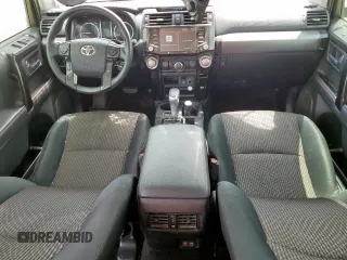 2020 Toyota 4Runner SR5 with VIN JTEBU5JR2L5778598, listed as a Copart auction lot 59329825 with 104,178 mi miles and Salvage title. Bid and sale history available at DreamBid. Image 8.