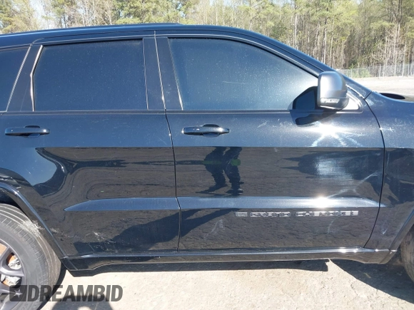 2021 Jeep Grand Cherokee Limited with VIN 1C4RJFBG6MC676961, listed as a IAAI auction lot 41898352 with 28,645 mi miles and . Bid and sale history available at DreamBid. Image 13.