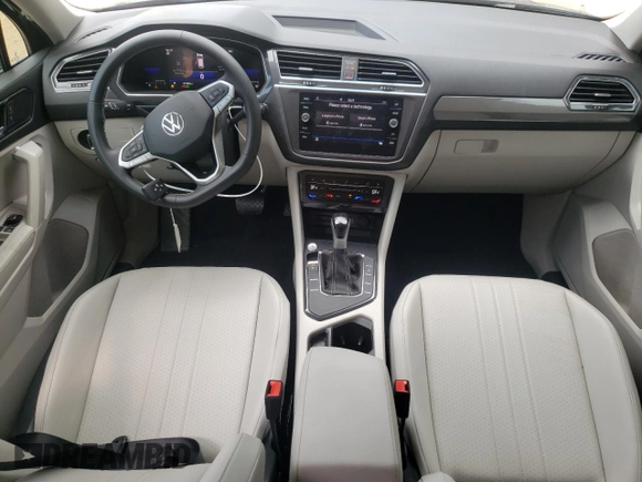 2023 Volkswagen Tiguan SE with VIN 3VV3B7AX9PM102224, listed as a Copart auction lot 57221585 with 21,202 mi miles and Salvage title. Bid and sale history available at DreamBid. Image 8.