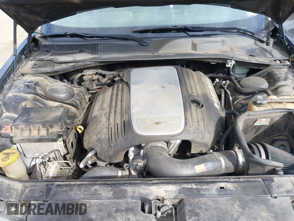 2006 Chrysler 300 C with VIN 2C3LA63H06H537426, listed as a IAAI auction lot 41896073 with 282,028 mi miles and . Bid and sale history available at carsss.com. Image 10.