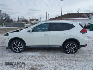2019 Nissan Rogue SL with VIN 5N1AT2MV4KC815652, listed as a IAAI auction lot 41335282 with 47,340 mi miles. Bid and sale history available at carsss.com. Image 13.