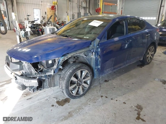 2012 Kia Optima SX with VIN 5XXGR4A69CG072557, listed as a IAAI auction lot 41318325 with 185,271 mi miles. Bid and sale history available at carsss.com. Image 2.