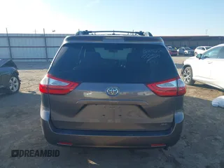 2016 Toyota Sienna XLE with VIN 5TDYK3DC6GS710062, listed as a IAAI auction lot 40953646 with 145,233 mi miles. Bid and sale history available at carsss.com. Image 15.
