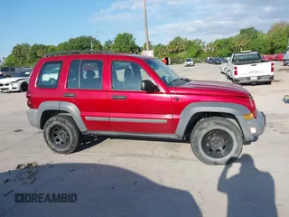 2005 Jeep Liberty Sport with VIN 1J4GL48K95W662399, listed as a IAAI auction lot 41900952 with 127,230 mi miles. Bid and sale history available at carsss.com. Image 14.